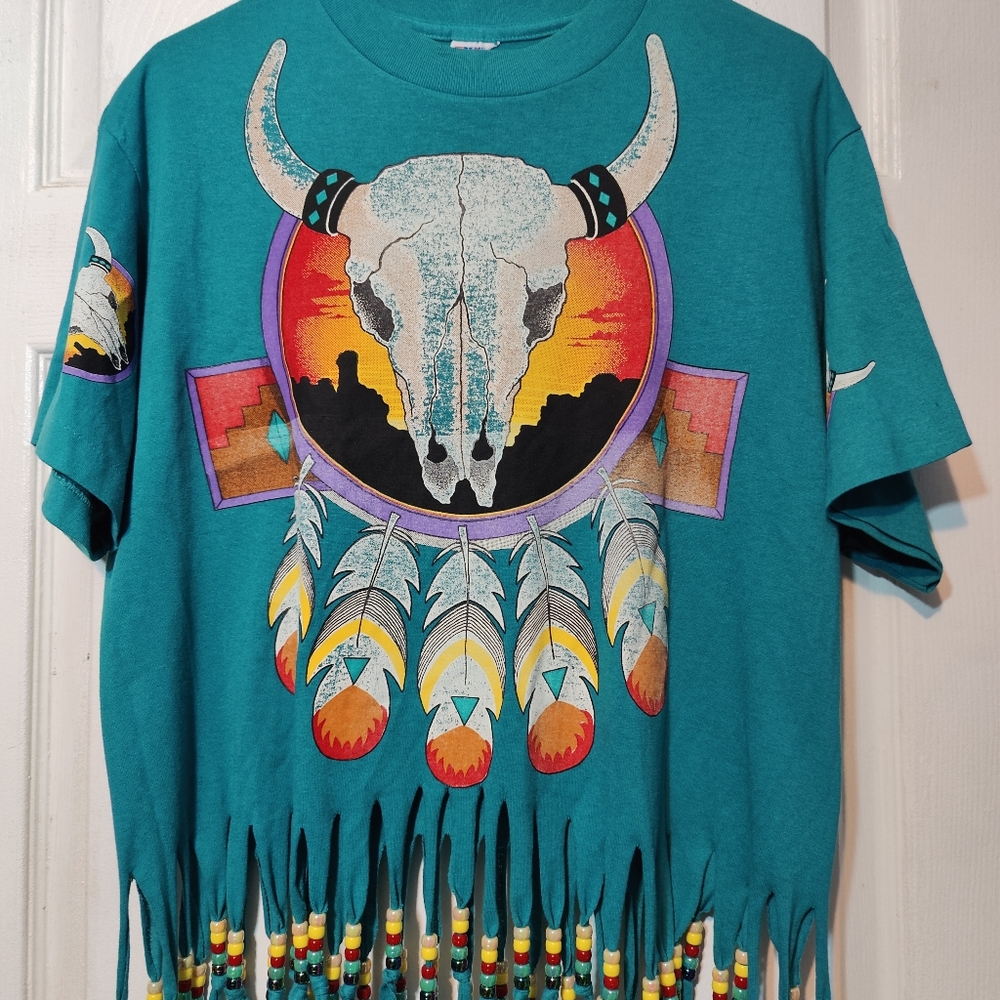 Like new condition beautiful 90s Vintage native art beaded women's size XL